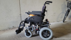 Elektromobil Rollstuhl
