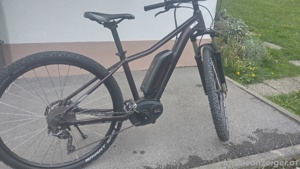 Cube e-bike, Farbe Aubergine