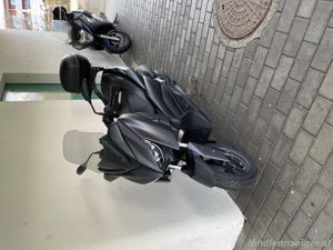 Yamaha X-Max 125ccm Roller Bild 2