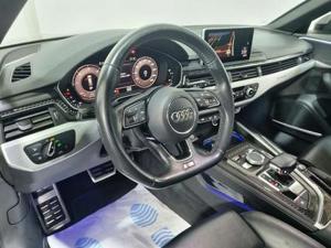 Audi A4 Bild 6