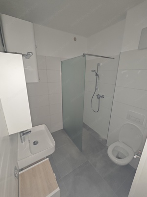 2,5 Zimmer Gartenwohnung in Höchst  Bild 3