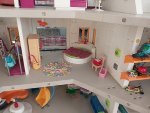 Playmobil Haus 4279 XXL mit Einrichtung "Versandkosten inklusive" Bild 5