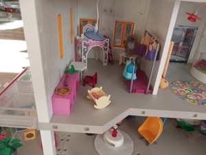 Playmobil Haus 4279 XXL mit Einrichtung "Versandkosten inklusive" Bild 7