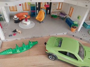 Playmobil Haus 4279 XXL mit Einrichtung "Versandkosten inklusive" Bild 4