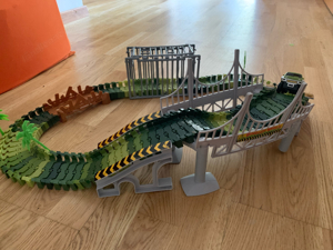 Dinosaurier Bahn Bild 1
