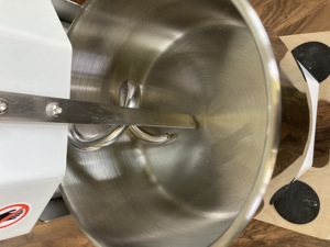 Maxima Küchenmaschine Teigknetmaschine 8L Bild 3