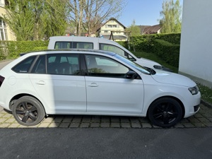 Skoda Rapid 1.2 TSI mit Panoramadach sucht neuen Besitzer!