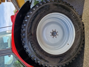 Kommunal Traktor Reifen  Bild 1