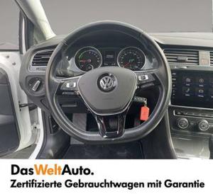 Volkswagen e-Golf Bild 12
