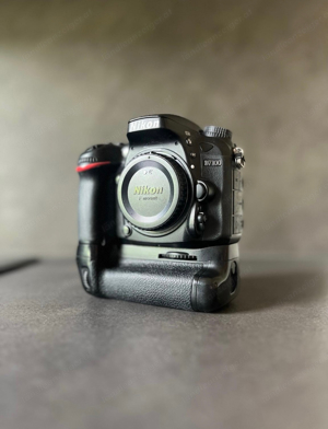 Nikon D7100 Spiegelreflexkamera Bild 1