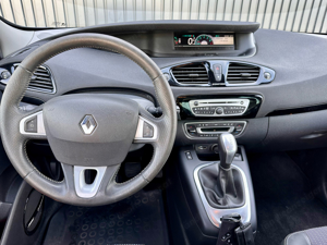 Renault Scenic BOSE Edition 1.5DCI Bild 6