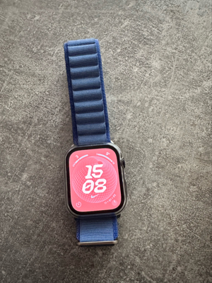 Apple watch 8 45 mm.  Bild 2
