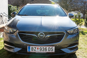 Opel Insignia Sports Tourer 39.870km!! Anhängerkupplung, Automatik, Kombi Bild 2