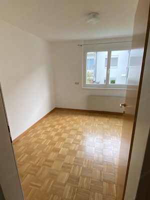 Großzügige 4-Zimmerwohnung mit Balkon mitten in Schruns - Sofort verfügbar und Provisionsfrei! Bild 5