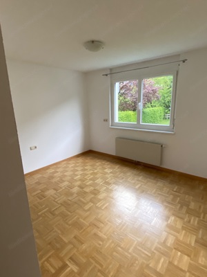 Großzügige 4-Zimmerwohnung mit Balkon mitten in Schruns - Sofort verfügbar und Provisionsfrei! Bild 6