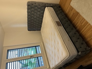 Hochwertiges Bett mit Stauraum und Matratze Bild 3