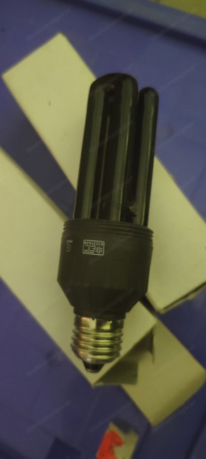 Schwarze UV-Sparlampe 15W E27  Bild 3