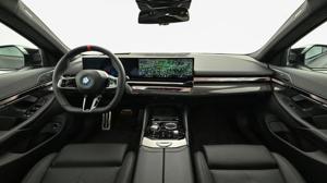 BMW i5 M60 xDrive Limousine G60 XE Bild 8