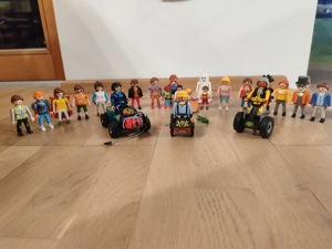 Playmobil Figuren und drei Fahrzeuge Bild 2