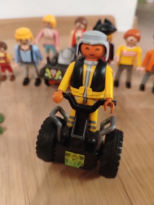 Playmobil Figuren und drei Fahrzeuge Bild 5