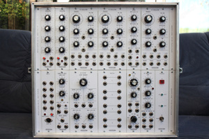 Tonitronik Modularsystem (Analoger Synthesizer) mit MIDI-Interface Bild 8