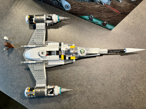 Lego Star Wars Mandalorian 75325 Bild 2