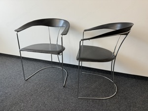 2 schöne Designer Stühle um 40 Euro Bild 2