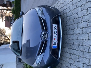 Toyota Auris.   Bild 4