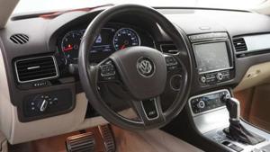Volkswagen Touareg Bild 13