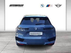 BMW iX xDrive40 I20 Sportpaket BW Surround Head-Up Bild 5