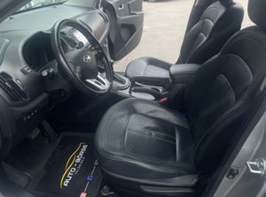 Kia - Sportage Active Pro 2.0 CRDi 4WD Aut., Frisch Vorgeführt bis 10 2024+4 Monate  Bild 10