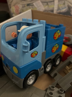 Lego (duplo) Zug mit Motor Bild 3