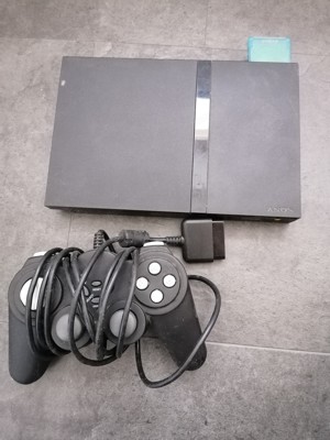 Playstation 2 + Controller + 11 Spiele