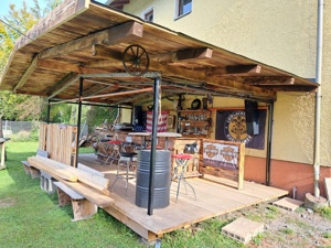 Hütte mit Bar zu verkaufen  Bild 2