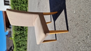 Vier Stühle, Holz Bild 2
