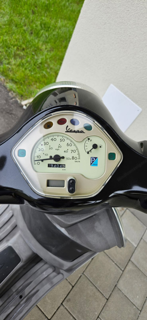 Piaggio Vespa LX 50 Bild 4