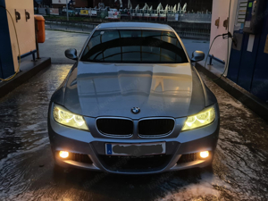 BMW E90 320i Facelift Bild 4