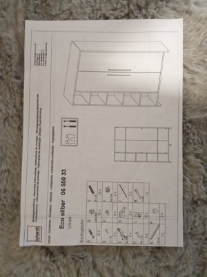 Kleiderschrank