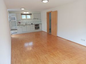 Wohnung 2 Zimmer in Reuthe Bezau mit Einbauküche, hell, Fußbodenheizung, Keller, Parkplatz Bild 2