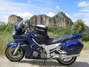 Yamaha 1300A