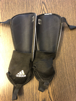 Adidas Predator Schienbein- und Knöchelschoner Bild 2