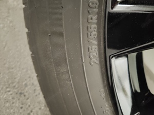 Mazda Alufelgen Original mit Sommerreifen 225 55R19 Bild 1