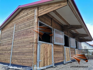 Pferdestall mit stallgasse, Aussenbox, Pferdebox und Offenstall bauen, Weidehütte mit fressgitter