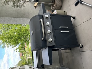 Gasgrill zu verschenken