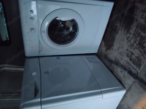 Waschmaschine +Trockner marke Indesit .