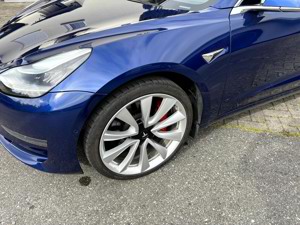 Tesla Model 3 Performance Bild 6