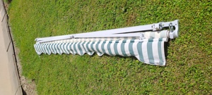 Grün-weiße Markise, 3 m, Zustand gebraucht zu verkaufen Bild 2