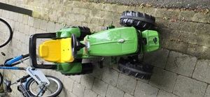 Kinder Traktor John Deere Bild 1