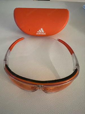 Sportbrille Adidas inkl. Etui Größe M