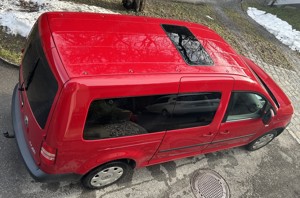 VW Caddy Maxi TDI 4Motion Bild 3